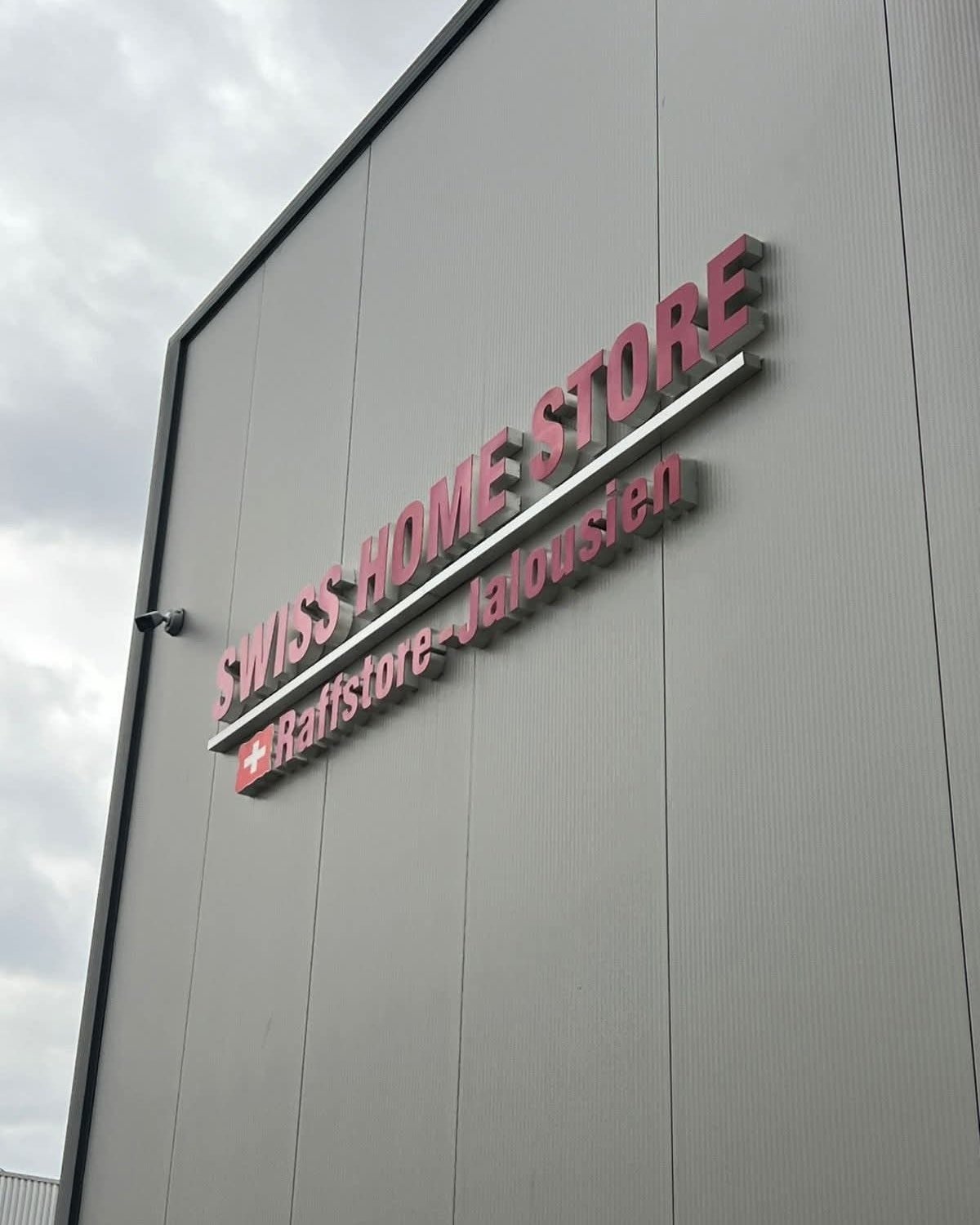 Swiss Home Store, shembull frymëzues i investimit të suksesshëm të bashkatdhetarëve